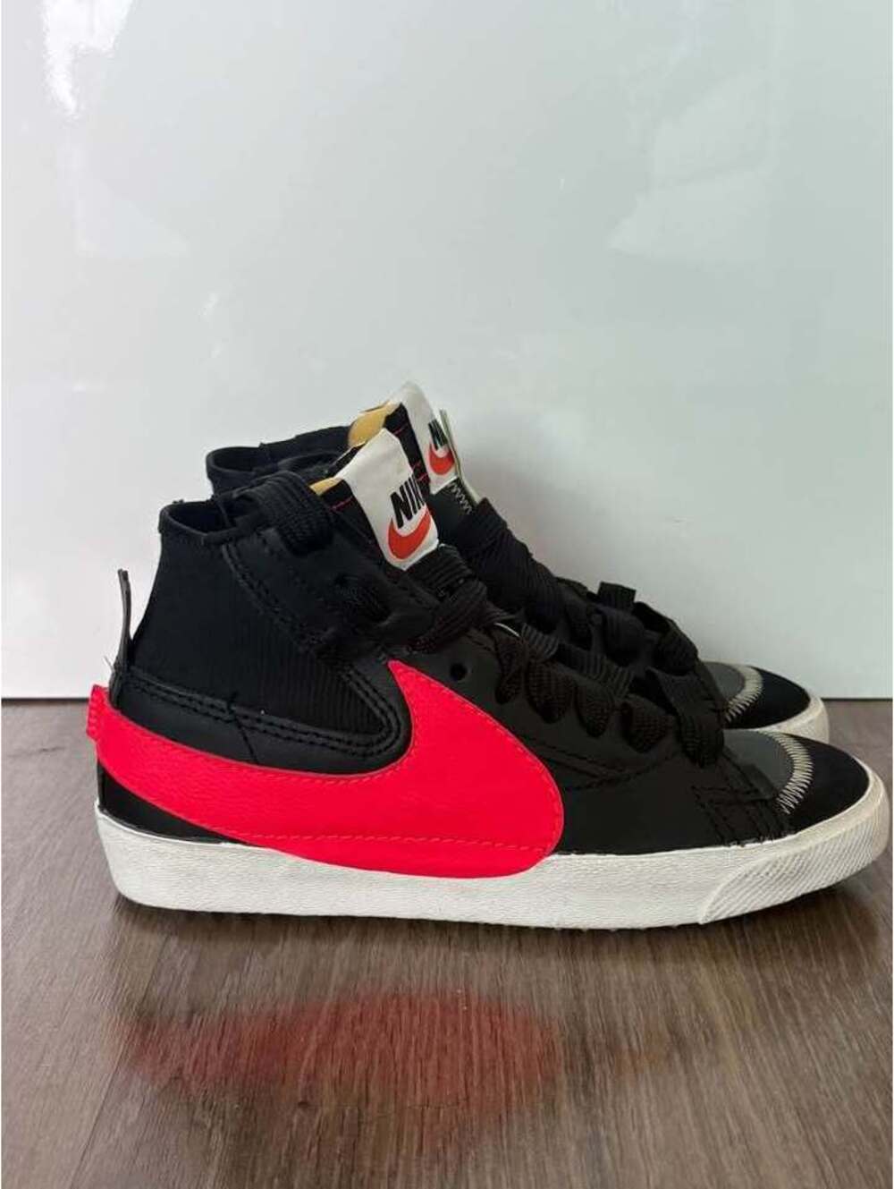 Men's - Nike Blazer Mid '77 Jumbo 'Black Bright Crimson' Size 8.5 BRAND NEW